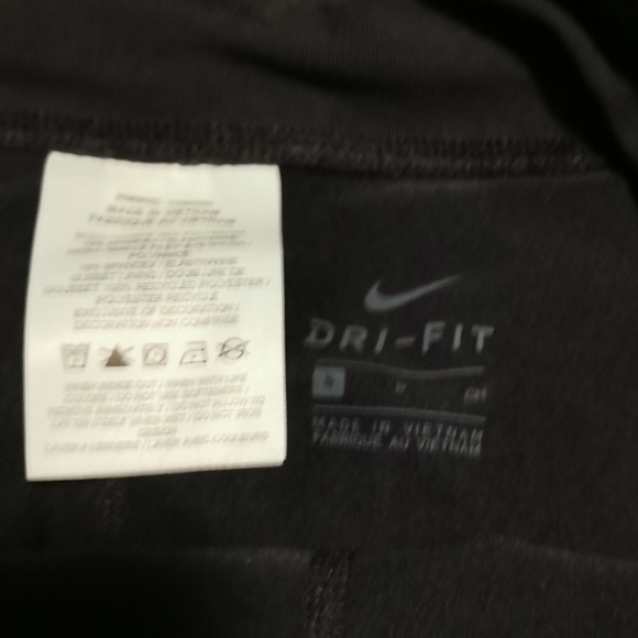 Women's Nike leggings size small - Picture 2 of 2